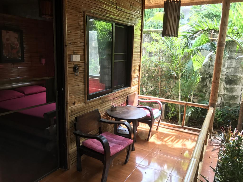 Boutique Hotel & Restaurant, Jaidee Bamboo Huts Чиангмай Екстериор снимка