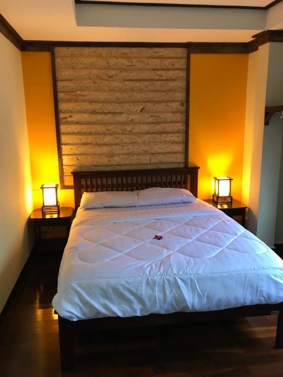 Boutique Hotel & Restaurant, Jaidee Bamboo Huts Чиангмай Екстериор снимка
