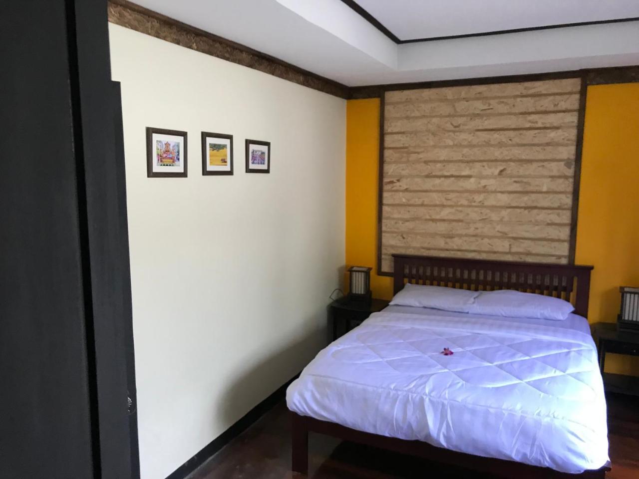 Boutique Hotel & Restaurant, Jaidee Bamboo Huts Чиангмай Екстериор снимка