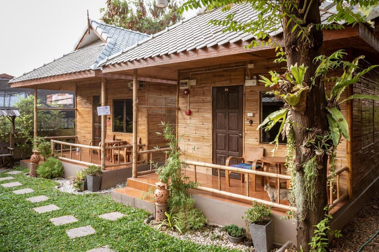 Boutique Hotel & Restaurant, Jaidee Bamboo Huts Чиангмай Екстериор снимка